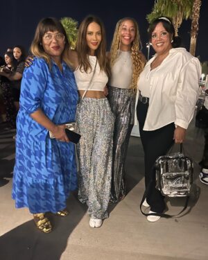 Anthony Elle Instagram - #Throwbackthursday to this past weekend where I hung out with my boo @lesleyannbrandt and @beyonce at the #renaissanceworldtour in vegas.

I made some new friends and new memories. 
Definitely want to go again!!!!!!!!

#ᴛʙᴛ #renaissance #beyoncé