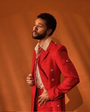 Anthony Hill Instagram - @abookof • El Fin ✌🏾 

Photography & Interview • @graphicsmetropolis
Fashion Styling • @lil_saigon
Grooming • @patricksantaana
Grooming Asst • @johnathanlopez1994
Photo Asst • @jessezapatero 

#ABookOf #AnthonyHill