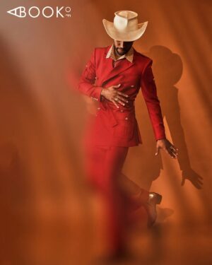 Anthony Hill Instagram - @abookof • Part II

Photography & Interview • @graphicsmetropolis
Fashion Styling • @lil_saigon
Grooming • @patricksantaana
Grooming Asst • @johnathanlopez1994
Photo Asst • @jessezapatero 

#ABookOf #AnthonyHill