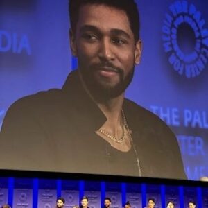 Anthony Hill Instagram - My mom and dad came to Paleyfest and met my Grey's family. And it was EVERYTHING.

Thank you to @paleycenter and @abcnetwork for an unforgettable day. Really is a blessing to be a part of this show and this cast. It's all love.

#Paleyfest #GreysAnatomy