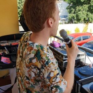 Anthony Lyricos Instagram - Un moment hors du temps pour la fête de la musique,  retrouver mon monde à moi sur le balcon de mon ami @namaste_300 🥰♥️