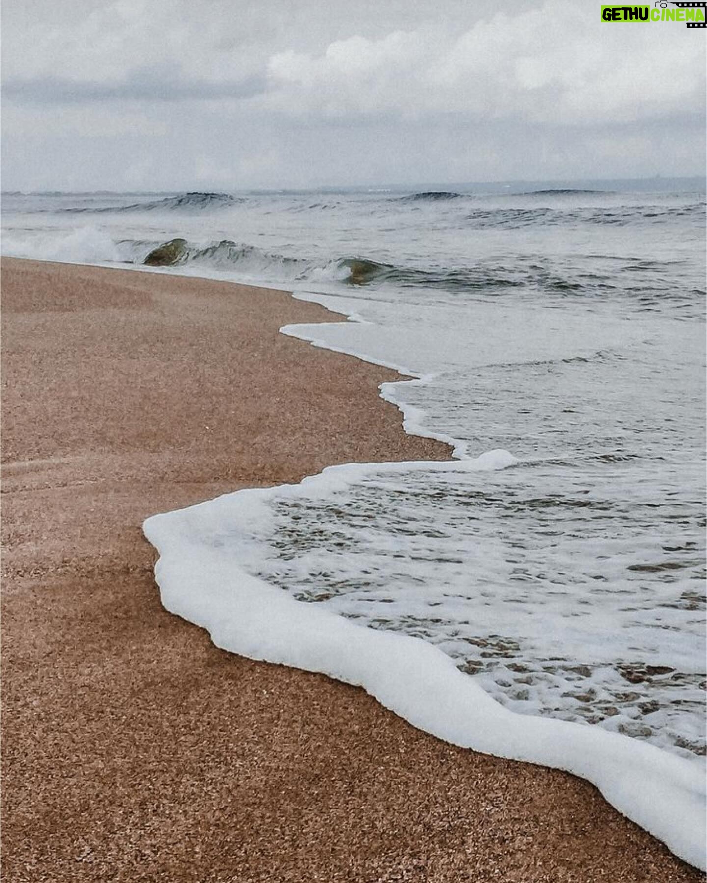 Anthony Matéo - 3 Likes - J’ai écris ton nom sur le sable mais la mer l’a effacée…