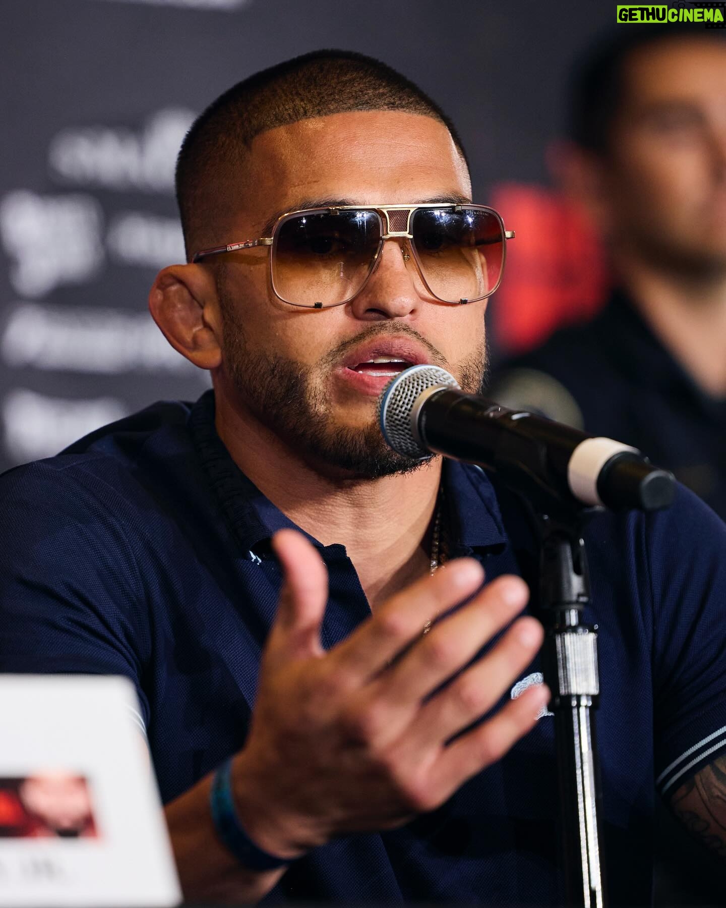 Anthony Pettis - 2.2K Likes - It’s showtime in✌️days.
#AvilaPettis | @fanmio PPV | @hondacenter