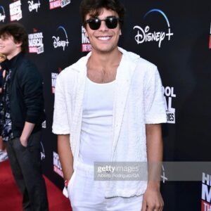Anthony Turpel Instagram - High school musical the musical the series the premier the carpet of that show that is a musical which is also a series