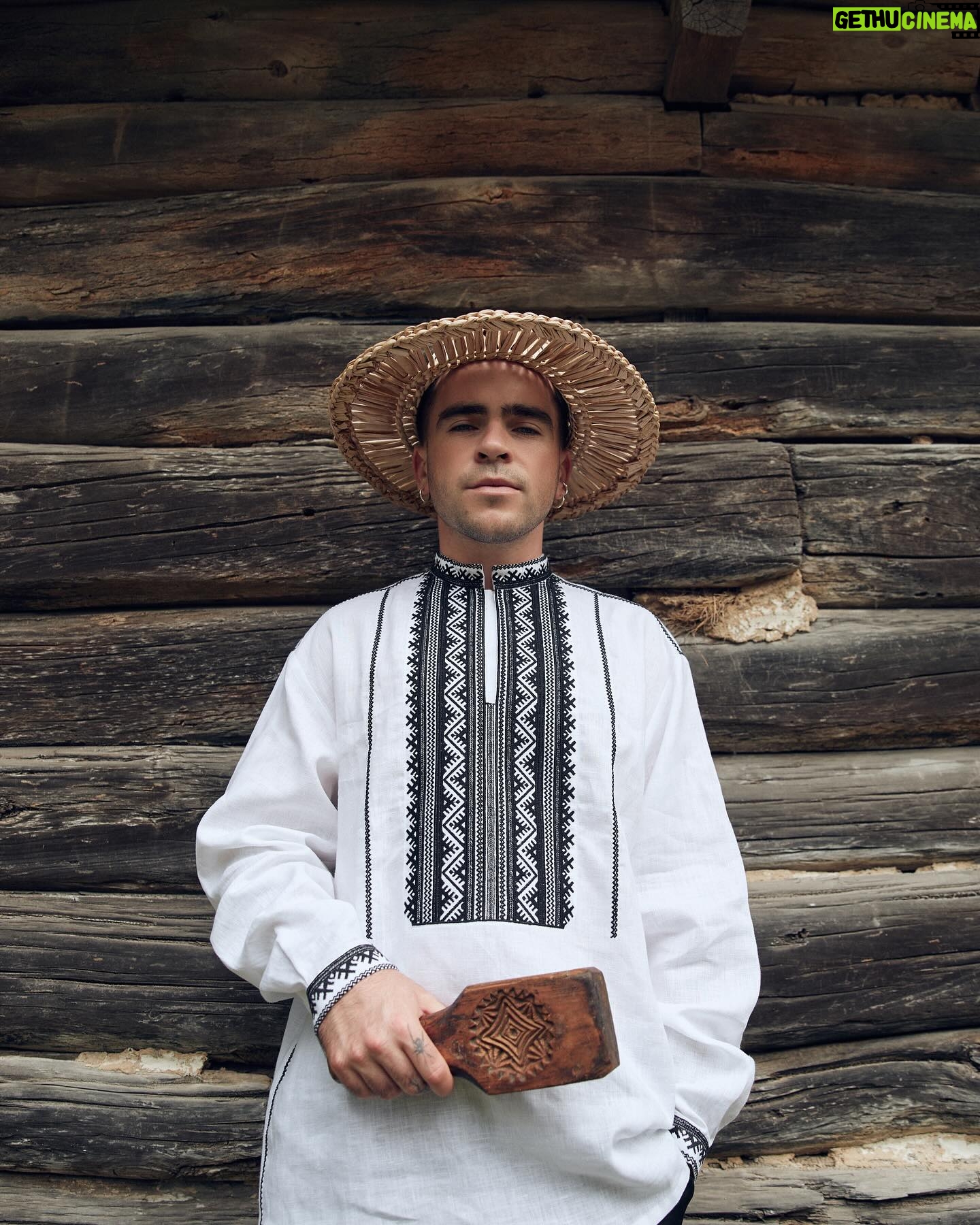 Anton Wellboy - 2.2K Likes - ŠÆ Š· баŃŃŠŗŃŠ²ŃŠøŠ½Šø великого пиŃŃŠ¼ŠµŠ½Š½ŠøŠŗŠ° ŠŃŃŠ°ŠæŠ° ŠŠøŃнŃ, ŃŠŗŠøŠ¹ ŠæŠøŃŠ°Š² ŃŃŠ¼ŃŃŠŗŠø. Та не ŃŃŠ»ŃŠŗŠø за ŃŠµ Ń Š»ŃŠ±Š»Ń ŃŠ²Š¾Ń ŃŠµŠ»Š¾.
Š¦ŃŠ½Š½Š¾ŃŃŃ ŃŃŠ²Š¾ŃŠµŠ½Ń ŠæŠ¾ŠæŠµŃŠµŠ“Š½ŃŠ¼Šø ŠæŠ¾ŠŗŠ¾Š»ŃŠ½Š½Ńми, неŃŃŃŃ Š² ŃŠ¾Š±Ń Š¾ŃŠ½Š¾Š²Ń ŠŗŃŠ»ŃŃŃŃŠø наŃŃŃ, ŃŃ ŃŠ°Š¼Š¾Š±ŃŃŠ½ŃŃŃŃ Ń ŃŠ½ŃŠŗŠ°Š»ŃŠ½ŃŃŃŃ. Š¦Ń Š·Š½Š°Š½Š½Ń ŠæŠ¾Š²ŠøŠ½Š½Ń Š·Š±ŠµŃŃŠ³Š°ŃŠøŃŃ Ń ŠæŠ¾ŃŃŃŠ¹Š½Š¾ ŃŃŠ°Š½ŃŠ»ŃŠ²Š°ŃŠøŃŃ, ŃŠ¾Š± ми знали ā Ń
ŃŠ¾ ми, Š·Š²ŃŠ“ŠŗŠø Ń ŠŗŃŠ“Šø ми ŠæŃийŃли.
Š£ ŃŠæŠµŃŠæŃŠ¾ŃŠŗŃŃ Ā«ŠŠ¾ŃŃŠ½Š½ŃĀ» ми ŃŠ¾Š·ŠæŠ¾Š²Ńли ŠæŃо ŃŃŠ°Š“ŠøŃŃŃ ŃŃŠ·ŃŠ±Š»ŠµŠ½Š½Ń Š”Š»Š¾Š±Š¾Š¶Š°Š½ŃŠøŠ½Šø. ŠŠ¾Š»Š¾Š²Š½Š° Š¼ŠµŃŠ° ŠæŃŠ¾ŃŠŗŃŃ ŠŃнŃŃŃŠµŃŃŃŠ²Š° ŠŗŃŠ»ŃŃŃŃŠø ŃŠ° ŃŠ½ŃŠ¾ŃŠ¼Š°ŃŃŠ¹Š½Š¾Ń полŃŃŠøŠŗŠø ŃŠ° Marie Claire (@marieclaire_ua) ā ŠæŠ¾ŠŗŠ°Š·Š°ŃŠø ŃŠ¾Š·Š¼Š°ŃŃŃŃ Š½Š°ŃŠøŃ
ŠŗŃŠ»ŃŃŃŃŠ½ŠøŃ
ŃŃŠ°Š“ŠøŃŃŠ¹ ŃŠ° Š·Š²ŠøŃŠ°Ńв.
Š§ŠøŃŠ°Š¹Ńе ā Š½Š° ŃŠ°Š¹ŃŃ Marie Claire.
ŠŃŠµŠ°ŃŠøŠ²Š½ŠøŠ¹ паŃŃŠ½ŠµŃ: @slay.agncy
Š”ŃŠøŠ»ŃŃŃ Š·Š¹Š¾Š¼ŠŗŠø: @sophiians
ŠŠ“ŃŠ³: @etnodim
Š¤Š¾ŃŠ¾: @tomiichek
ŠŠ°ŃŃŠ½ŠµŃ локаŃŃŃ: @pyrohiv.museum