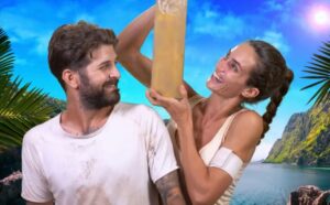 Antonin Portal Instagram - 🏆 Les Apprentis Aventuriers 6
Ouiiiii… On l’a fait! On a gagné ce trophée tant convoité. Après des jours de survie dans la jungle hostile des Philippines. Après de nombreuses épreuves sportives et physiques. Nous sommes allé au delà de ce que nous pensions possible. On a dépassé nos limites, on est sorti de notre zone de confort, on a vaincu nos peurs, on a appris à s’écouter et à avancer ensemble à l’unisson, on a poussé notre corps toujours plus loin dans la faim et dans la fatigue. On est allé au bout de nous même.
On a réalisé que le mental est une force incroyable qui pousse au dépassement de soi. Croyez en vous. Souvent. Tout le temps. Toujours. 
L’esprit pousse tellement le corps. Vous êtes capable de réaliser des choses que vous ne soupçonnez même pas!
Nous sommes si fiers et heureux de partager cette victoire avec vous. Avec nos amis et famille. Avec nos communautés. Avec vous tous ici. Vous qui nous avez accompagné et soutenu tout le long de cette aventure. Merci pour tout.
Nous sommes si reconnaissants d’avoir pu participer à cette émission exceptionnelle et hors du commun. Un grand merci à la chaîne de diffusion @w9officiel à l’équipe de production @banijayfrance @florencefayard @bengiaz @ceciletinmar au présentateur @laurentmaistret aux journalistes @melissa_fnl @maydlne @auderdl aux autres aventuriers évidemment, à notre nounou @mynameischarlyy et à toutes les personnes qui ont rendu possible cette expérience que nous ne pouvons mentionner mais qui se reconnaîtront. Bravo à vous. À jamais dans nos cœurs et nos mémoires.
Barbara & Antonin