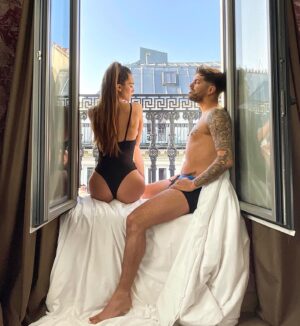 Antonin Portal Instagram - Je t'aime parce que tout l'Univers a conspiré à me faire arriver jusqu'à toi.

#love #loveyou #couple #instagood #instagram #instalove #couplegoals #paris #pariswithlove