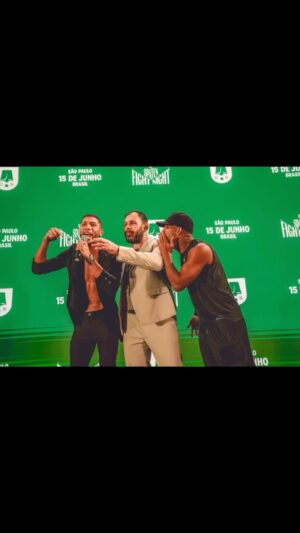 Antônio Rogério Nogueira Instagram - Galera 
Essa luta vai ser quente, mas eu estava esperto no lance na hora da encarada quando a adrenalina subiu..
Sábado vai São Paulo vai tremer 
Essa luta promete demais.
Um @hebertwilianboxe vs @esquivafalcao medalhas de ouro e prata olímpico com grande carreira no boxe profissional.
E para vocês quem vai levar essa ?