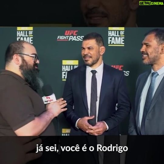 Antônio Rogério Nogueira - 187 Likes - No ano de 2023, ficamos extremamente honrados de ver o Esporte Para Além das Fronteiras reconhecido no Hall da Fama do UFC!
Nós recebemos o Troféu Forrest Griffin, prêmio que não é apenas um reconhecimento às ações sociais, mas um testemunho do impacto positivo que o esporte pode ter na vida de crianças e jovens em todo o Brasil.
O projeto é um pilar na formação de habilidades socioemocionais dos estudantes, oferecendo um caminho de disciplina, responsabilidade, confiança e trabalho em equipe.
Com o apoio da Inteligência Educacional, estamos transformando a educação e promovendo um futuro mais promissor para muitas crianças.
Você já conhecia o projeto?
Diz aqui nos comentários.
#EsporteTransformador #HallDaFamaUFC #Minotouro #Minotauro #InteligênciaEducacional #DisciplinaEValores #ProjetoMinotouro #TeamNogueira #TransformaçãoPeloEsporte
