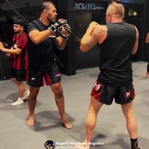 Antônio Rogério Nogueira Instagram - Estar no tatame ainda é uma das minhas maiores alegrias. 🥋✨
 
Treinar e transmitir meus conhecimentos para os jovens é mais do que ensinar técnicas de luta; é sobre passar valores essenciais para a construção de uma vida melhor. 

Cada sessão de treino é uma oportunidade de preparar futuros campeões, não só no esporte, mas na vida.
 
Poder ver pessoas se dedicando e evoluindo dentro do esporte me dá uma esperança enorme para o futuro. 
 
Vamos continuar treinando duro e aprendendo juntos. 💪🚀
 
#legadodeforça #disciplinaerespeito #minotouro #teamnogueira #altaperformance #treino #mentalidadedecampeao #treinodurolutafacil