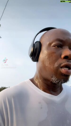 Antonio Tarver Instagram - #LetsGetIt 🏃🏾‍♂️ #FitnessChallenge 💪🏾 

#TarversTake 🎥🎧🎤 “They Not Like Us”! 

Don’t Miss “Ring Of Fire” 🔥 May 18th #FuryUsyk 👑