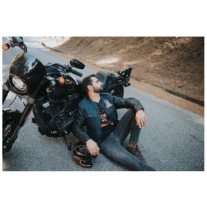 Antonio Velázquez Instagram - EVERY DAY IS A GOOD DAY
 FOR A RIDE 🏍 🤟
@harleydavidsongranada
@iuliana_dragoi_fotografia