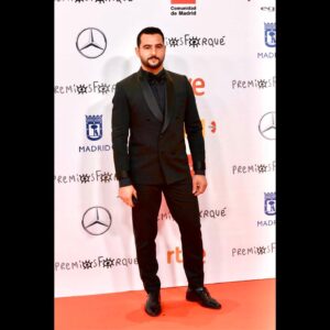 Antonio Velázquez Instagram - En la gala de los @premiosforque Gracias a @berecasillasoficial @veronicamiyun @veronicamiyunpro