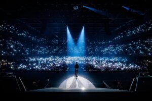 Antoon Instagram - Ziggo Dome!!!! Bedankt voor 2 onvergetelijke avonden… Dankbaar dat ik dit mag doen. Ik hou van jullie ❤️