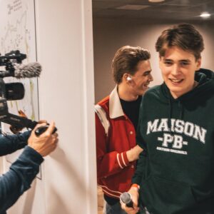 Antoon Instagram - Antoon Young Dylan, waar moet ik beginnen... Wie zie ik Groningen vnv?