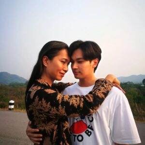 Anucha Boonyawatana Instagram - รูปเก่าสมัยครั้งยังหวานชื่น
ปล. เมื่อไรงานที่ถ่ายเสร็จแล้วจะออนคะเนี่ย เบื่อ...