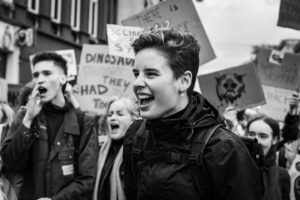Anuna De Wever Instagram - Just a little reminder to all activists out there: it’s okay to feel heavy and exhausted after everything that happened at #COP26. 

We fought hard for resolutions and decisions, which we hoped would turn out differently. 

It’s extremely heavy to understand the decisions that have been made now, and the consequences that they will have. 

I feel heavy and tired. But I also know this will pass again. Soon I’ll be picked up by a new wave of energy and be reminded that if anyone can change what’s happening right now, it’s us. 

The climate movement has already had a huge impact worldwide. 

We owe it to the world to keep going 🌎🌍🌏