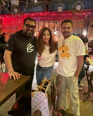 Anurag Kashyap Instagram - SATYA reunion @eniwas @urmilamatondkarofficial at @thetanjoretiffinroom @rgvzoomin