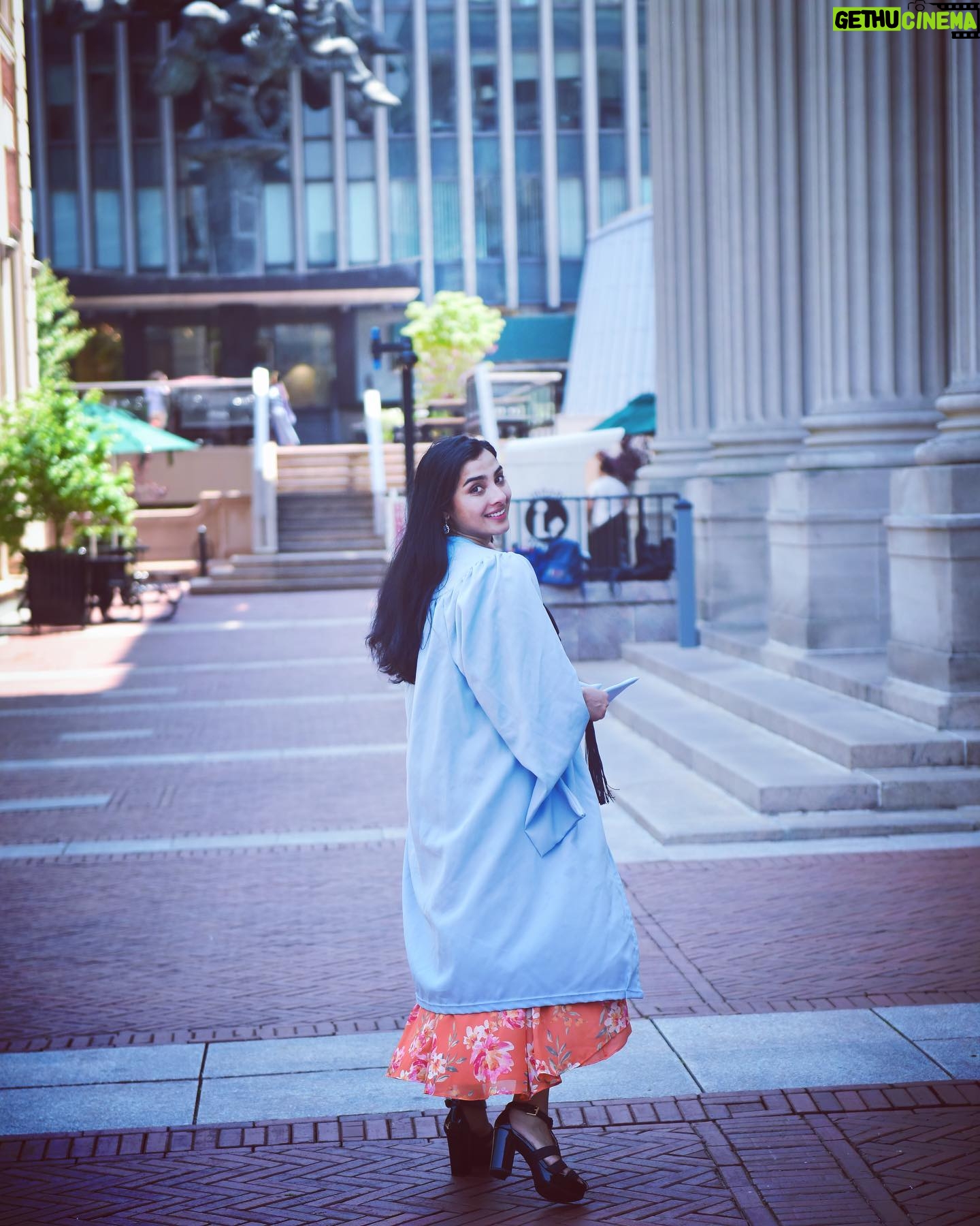 Anya Banerjee - 216 Likes - May 19-20th 2022
Finally graduated
In person
Finally posting
These pictures
To my friends, family, and teachers
Who stuck by me through this rollercoaster ordeal
To my aunt @nabanitachaudhuri who has been my guardian in the US and sat in the rain on a cold morning for this day
To the love of my life @claymcinerney
To our mothers and fathers and siblings and grandparents who cheered us on from afar
THANK YOU
Couldn’t have done this without you
Bring it on, crazy world!
Feat. portraits by 📸 @anniepology who shared her special time to help document mine ❤️
#2022 #columbia #actor #mfa #columbiauniversity #columbiauniversityschoolofthearts