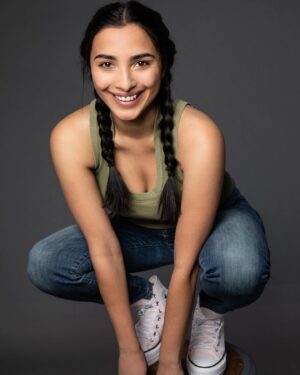 Anya Banerjee Instagram - May the 4th be with you! ⭐️

📸 @lesliehassler 
💇🏽‍♀️💄 @julietjane 
@retouchingbyfyzal
