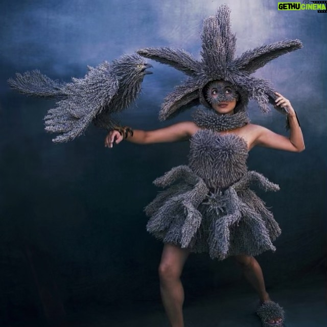 Anya Banerjee - 153 Likes - Over the past month, I’ve had the pleasure of modeling for the phenomenal sculptural artist, Melissa Meier 💜
“Inspired by Brazilian Carnival and Native American skin-walkers, her wearable constructions blend female empowerment with a self-created mythology, developed around the idea of ancient cultures of female warriors, exemplifying strength, beauty and unity of life lived in harmony with the elements. Her warrior women are breathtakingly sensual, while radiating a searing combination of purity and power.”
Thank you @melissameierart for letting me experience your invigorating pieces from within! Your art has inspired me since witnessing it for the first time at @bergamotsantamonica and I’m excited to be involved in more to come!
#melissameier #melissameierart #art #sculpture #wearableart #lavender #birds #femaleenergy #warrior #warriorgoddess #nature #naturalmaterials #collaboration #brazillianart #modeling #photography