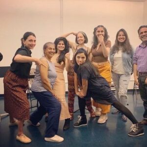 Anya Banerjee Instagram - Can’t think of a better way to celebrate #aapiheritagemonth than workshopping Divya Mangwani’s exciting new play “Vigil Aunties” dir. by the phenomenal Arpita Mukherjee. Thank you to this kick ass cast, creative team, @gingoldgroup and my awesome manager @jessica_morgulis for wading through the monsoon to come support #southasianstories ✌🏽✨