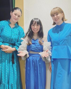 Aoi Teshima Instagram - 沖縄県那覇市沖縄県男女参画センターてぃるるで行われた「多和田えみ presents ライブ カーネーション OKINAWA 2024」と言う素敵なイベントで歌って来ました！

多和田えみさん、土岐麻子さん、Nanaironoteさん、ご一緒出来て楽しかったです。ありがとうございます。

遊びに来てくださった皆さま、温かく迎えてくださってありがとうございました。

イベントの後は、沖縄の美しい海に癒されてお家に帰りました。大好きな沖縄で歌えてとても嬉しかった！

-Aoi🌹

#多和田えみ さん
#土岐麻子 さん
#nanaironote さん 
#手嶌葵 
#ライブカーネーション #てぃるる #沖縄