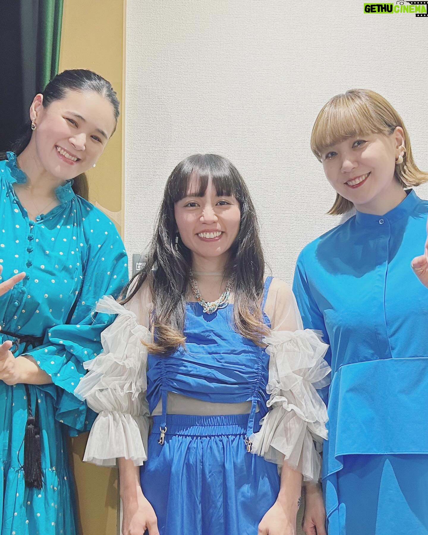 Aoi Teshima - 1.6K Likes - 沖縄県那覇市沖縄県男女参画センターてぃるるで行われた「多和田えみ presents ライブ カーネーション OKINAWA 2024」と言う素敵なイベントで歌って来ました!
多和田えみさん、土岐麻子さん、Nanaironoteさん、ご一緒出来て楽しかったです。ありがとうございます。
遊びに来てくださった皆さま、温かく迎えてくださってありがとうございました。
イベントの後は、沖縄の美しい海に癒されてお家に帰りました。大好きな沖縄で歌えてとても嬉しかった!
-Aoi🌹
#多和田えみ さん
#土岐麻子 さん
#nanaironote さん
#手嶌葵
#ライブカーネーション #てぃるる #沖縄