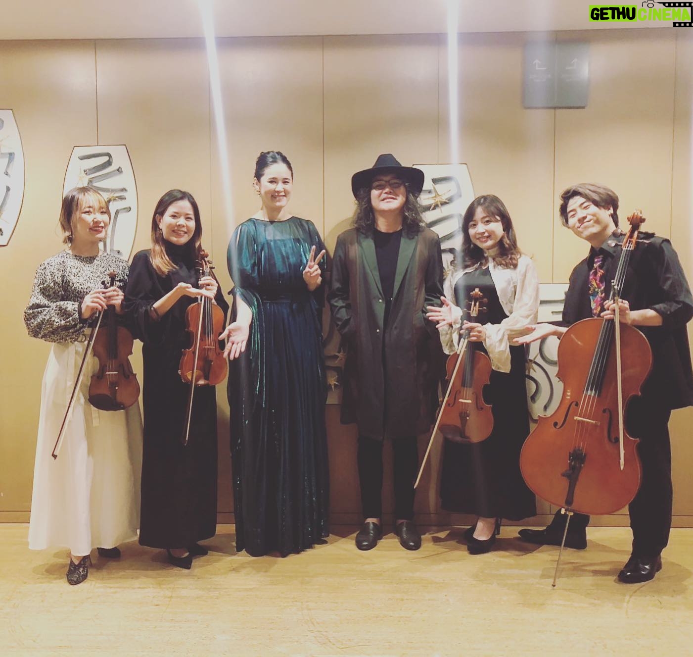 Aoi Teshima - 1.3K Likes - 2023年3月25日京都コンサートホール公演に遊びに来て下さった皆さま☺︎
ありがとうございました!
桜が満開な京都の美しさと、皆さまの優しさも感じながら・・また来たいなぁ☺︎
-Aoi🌹
#手嶌葵
#京都コンサートホール
#向江陽子 さん
#西原史織 さん
#大辻ひろの さん
#真藤敬利 さん
#飯島奏人 さん
#ライブ #コンサート #音楽 #aoi #京都さくら
#aoiteshima