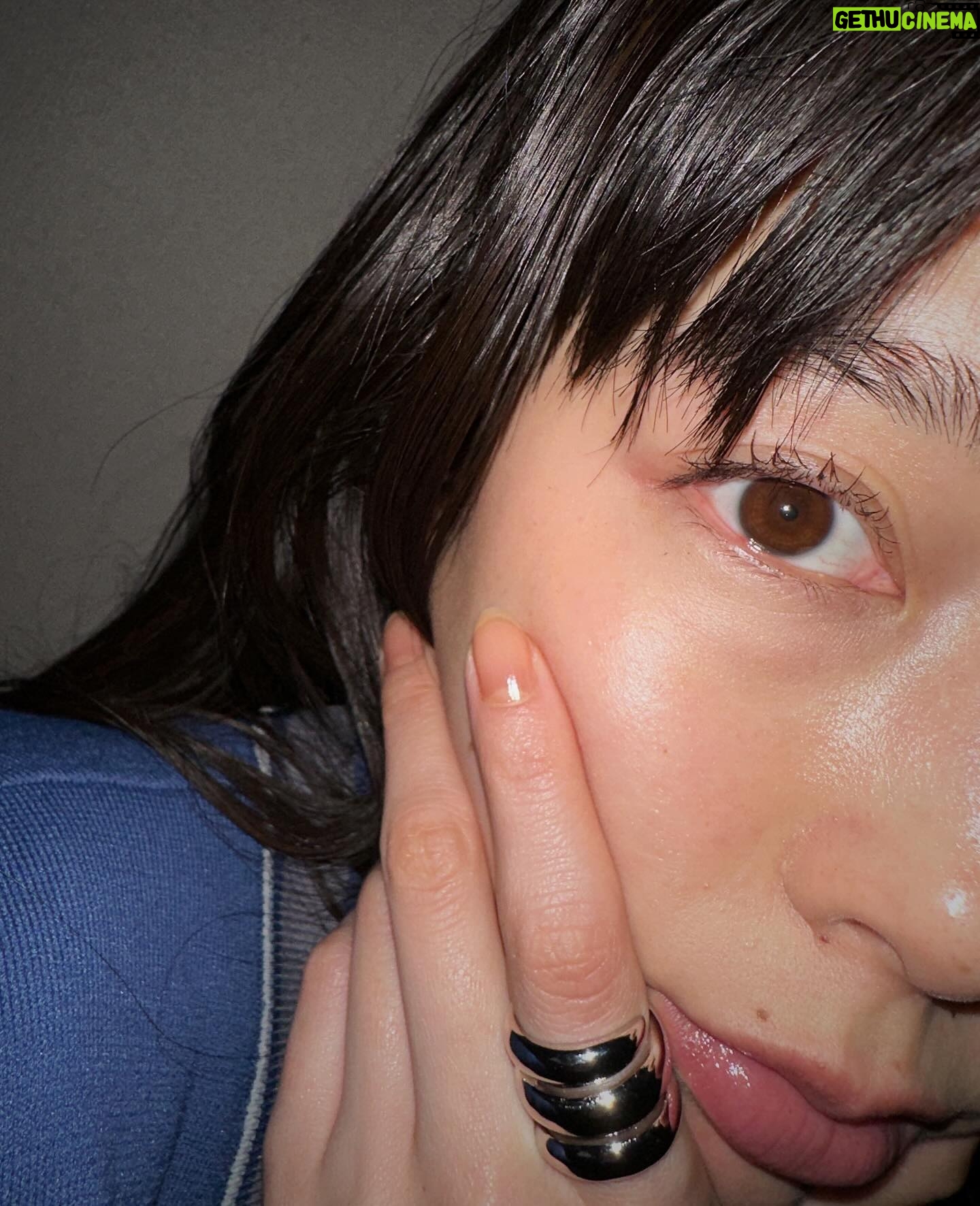 Aoi Yoshikura - 3 Likes - 久しぶりにアクセサリー付けてみよっと。
@1064_studio @1064_studio.jp
#PR#ring#silver
#まゆげ服