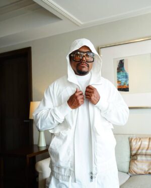 Apl.de.Ap Instagram - Hoodie up, rain down. 👌 Happy weekend, everybody! #OOTD #AplsWorld