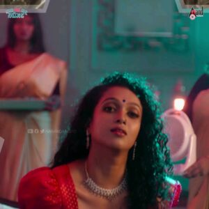 Apoorva Bhardwaj Instagram - Song from #nanuadumattusaroja is finally out now! Listen to it right away🥰 
Link in my Bio! 
@loosemada_yogi