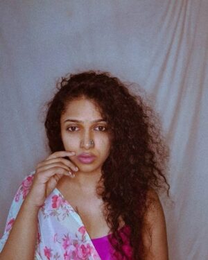 Apoorva Bhardwaj Instagram - There are days where you only want to listen to yourself...
.
.
.
.
.
.
.
.
.
.
.
#actor #actress #love #model #film #actorslife #movie #curlsandcurves #singer #bollywood #instagram #cinema #acting #instagood #photography #artist #movies #art #fashion #follow #director #music #like #theatre #actors #curlyhairactor #photooftheday #cute #drama