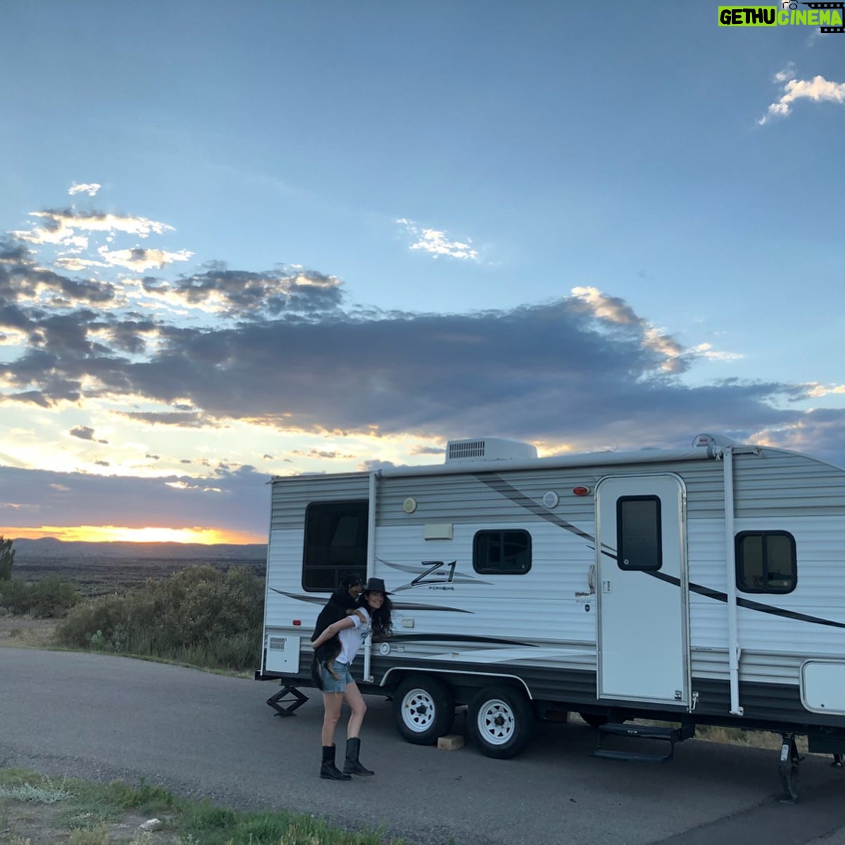 April Mullen - 1K Likes - Trailer living with my Partner in Crime, El Perro! #trailerlife #aprilmullen #doglife #shotlisting