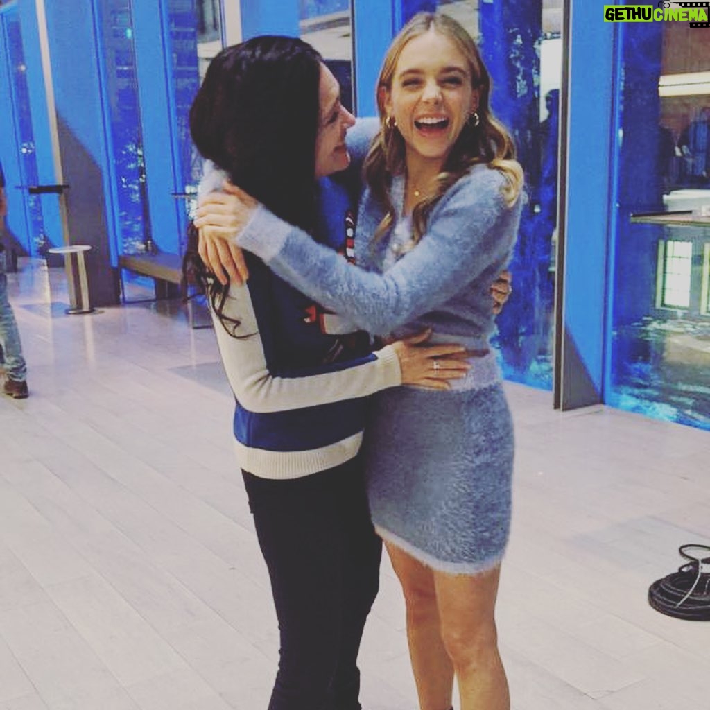 April Mullen - 1.4K Likes - Now Streaming! Netflix’s Tiny Pretty Things - directed episodes 107&108. This series was created by very special talented human beings. @wowmichaelmaclennan @rambopolitan @jordannaf @jennifernichols_dance. The cast and crew are magic, innovative, supportive and loving. It was a joy and privilege to be on the team. Much love and Congratulations to the #tinyprettythings Family. #tinyprettythingsnetflix #aprilmullen @netflix @netflixca @tinyprettythingstv@tinyprettythingsfan