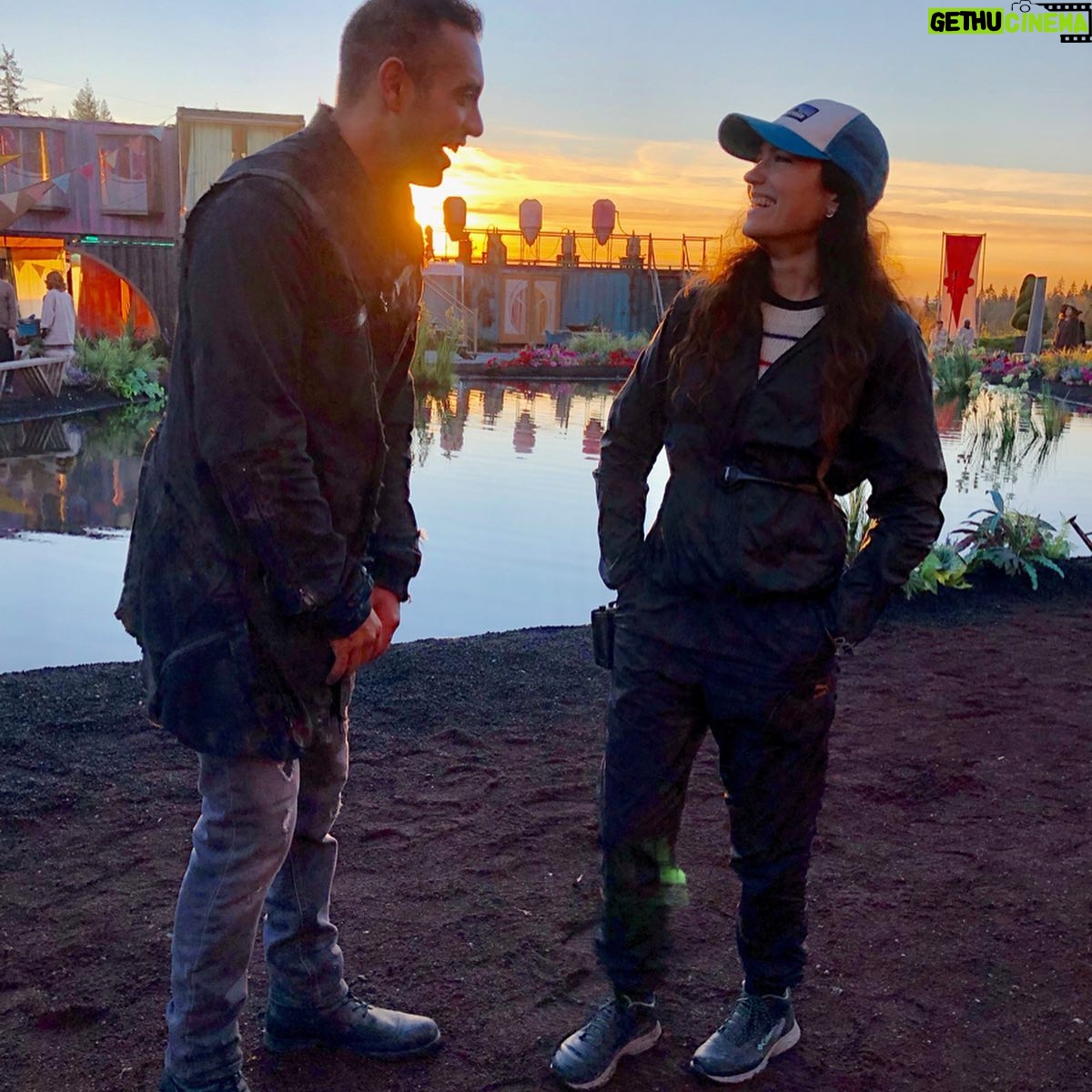 April Mullen - 892 Likes - Directed tomorrow’s Episode of The 100 !@cw_the100 Love to this Cast and Crew - ingenious Family. Episode #608 The Old Man & The Anomaly #the100 #aprilmullen #the100bts