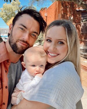 Aqueela Zoll Instagram - Lil work outing to Pasadena as a family💛