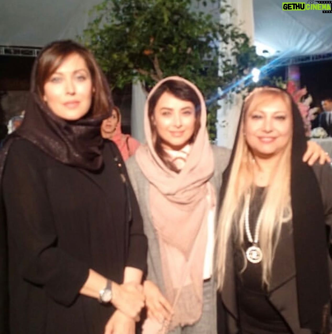 Aram Yousefinia - 344 Likes - #بازیگران_زن #مهتاب_کرامتی #هنرمندان_ایرانی #آرام_یوسفی_نیا #گلچهره_دانشِ #مدرس_زیبایی#برنده_باش