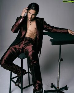 Actor Aramis Knight HD Instagram Photos and Wallpapers October 2023