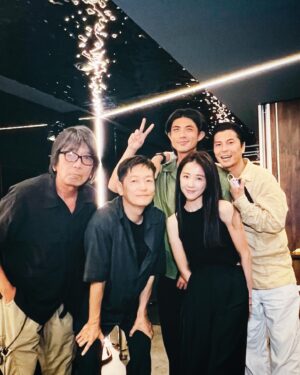Arata Iura Instagram - _
台湾と日本の合作ドラマ【路(ルウ)〜台湾エクスプレス〜】
台湾各地を巡りながら撮影した想い出深い作品です
2019年の撮影以来5年ぶりに
シャオ・ユーウェイとリャン・ジェンチュンと朝井大智くん
共演者との再会が叶いとても嬉しかった
そこに森達也監督も参加してくれて映画祭ならではの文化交流
実りある楽しい時間を過ごしました
@1989ivyshao 
@doctorpi 
@asaiiiii_dai 
ありがとう🙏