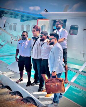 Arbaaz Khan Instagram - @brenniakottefaru ❤️
A truly Maldivian experience. Loved every moment on this beautiful resort. The beaches , the sunset the comfortable stay all made it a wonderful experience. Thank you @ali.zahir.hilmy for hosting me and making sure I had a great stay and time of my life. Compels me to visit this beautiful island resort @brenniakottefaru again soon. Special thanks to @iammdwasim and @aminath_zaady. Hope to be back soon ❤️🤗