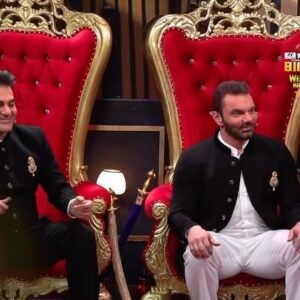 Arbaaz Khan Instagram - Just Chill with Arbaaz Khan and Sohail Khan tonight as they get you some jaw-dropping activities to entertain. 😋

Dekhiye #BiggBoss17, Mon-Fri 10PM & Sat-Sun 9PM sirf #Colors aur @officialjiocinema par. 

#BB17 #BiggBoss
@Beingsalmankhan

@sohailkhanofficial @arbaazkhanofficial