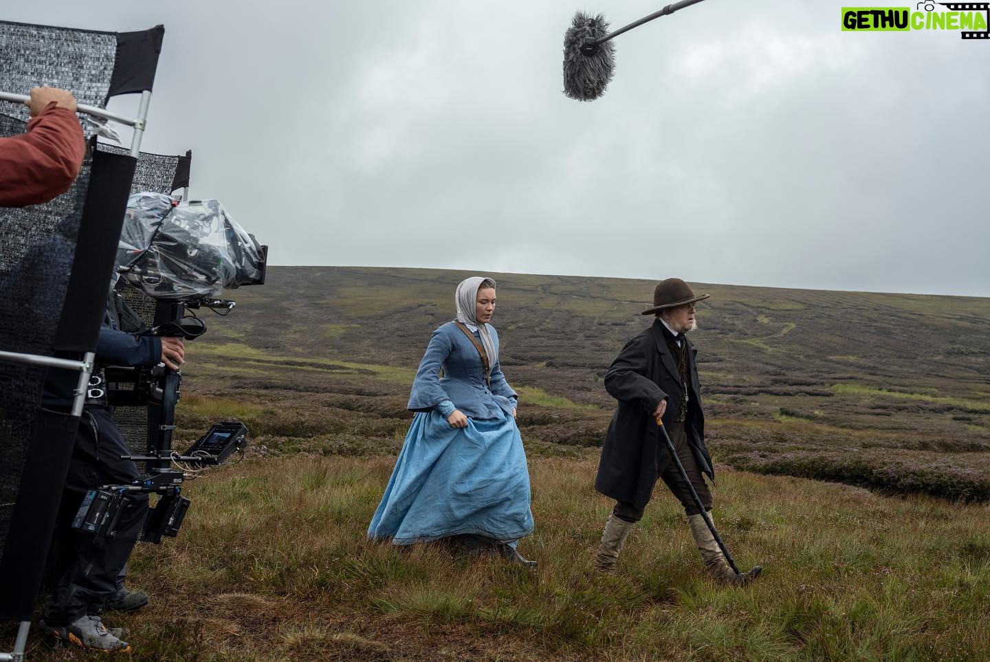 Ari Wegner - 2K Likes - “We wanted to find a way to inject colour and life wherever we could, and to avoid the film being too visually depressing. 'The Wonder' is also a story about a potential miracle and Lib is very full of life and energy, so we wanted colour to play a big role – such as Lib’s vivid blue dress, the green walls and the vibrance of the fire light.
“We also did a lot of planning about curtains, shutters, specific wall colours and how shiny they should be. The sets were designed with these kind of lumpy, shiny green walls so they would appear both green and golden in the parts where they reflected the lamp and firelight.”
Ari Wegner ASC ACS on achieving the unique colour palette of 'The Wonder'.
Swipe for BTS and read the full interview via the link in bio.
📸: Netflix/Aidan Monaghan
-
@ariwegner #FlorencePugh #TheWonder #cinema #film #dop #filmmaking #cinematography #BritishCinematographer #movies