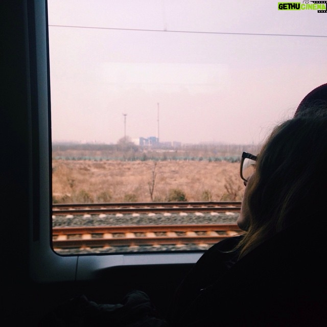Ari Wegner - 51 Likes - Train ride China with @ficrombie