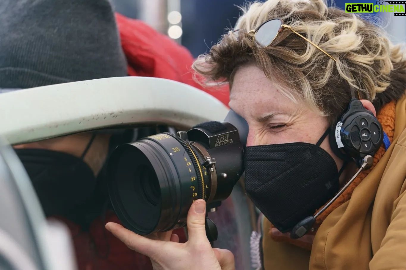 Ari Wegner - 1.1K Likes - “From a visual perspective the challenge was to closely track where the audience’s mind is in relation to our main character. You’ve got to help them visually, manipulate them, to fall in love with Eileen knowing you are going to take them to a very challenging place.”
Ari Wegner ASC ACS on her work on gripping psycho-drama 'Eileen'.
Hear more from Ari via the link in BC's bio! Catch 'Eileen' in cinemas from 1 December.
📸: Jeong Park