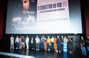 Arianne Botelho Instagram - Viva o cinema brasileiro!!!!! 🎬🍿🇧🇷
Aprendi taaaanto em cada trabalho… 
O Brasil é um país com uma cultura riquíssima que merece ser explorada ao máximo e reconhecida por esse mundão de meu Deus! 
Tem muito filme brasileiro bom gente! 
Vamos consumir nossa cultura!! 
#cinemabrasileiro #cinemanacional #cinema #osequestrodovoo375 #aprisioneira #omaniacodoparqueofilme #tudobemnonatalquevem #ameninaquematouospaisaconfissão