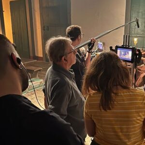 Arianne Botelho Instagram - Viva o cinema brasileiro!!!!! 🎬🍿🇧🇷
Aprendi taaaanto em cada trabalho… 
O Brasil é um país com uma cultura riquíssima que merece ser explorada ao máximo e reconhecida por esse mundão de meu Deus! 
Tem muito filme brasileiro bom gente! 
Vamos consumir nossa cultura!! 
#cinemabrasileiro #cinemanacional #cinema #osequestrodovoo375 #aprisioneira #omaniacodoparqueofilme #tudobemnonatalquevem #ameninaquematouospaisaconfissão