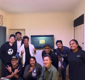 Arie Kriting Instagram - Slide 1 : Alhamdulillah, film KAKA BOSS, sudah Picture Lock hari ini. Terima kasih Mas @ryanpurwoko dan @ritme_storyteller untuk sesi-sesi editing yang menyenangkan. Thanks to my buddy @kristo.immanuel Kohmandan @ernestprakasa dan Bang @dipaaa 🙏🏽🙏🏽🙏🏽
.
Slide 2 : Terima kasih untuk abangku @godfred_orindeod yang sudah sepenuh hati hadir untuk film ini. Semoga hasilnya menyenangkan untuk kita semua. 🥰👍🏽
.
#FilmKAKABOSS #Tabakar 🔥🔥🔥