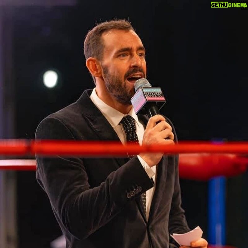 Ariel Levy - 1.1K Likes - En el ring, comentando o de anunciador. Que hermoso es el Pro-wrestling 🫶🏼
📸: @mike_from_queens