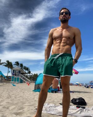 Ariel Levy Instagram - Life is good 🏖️ ☀️